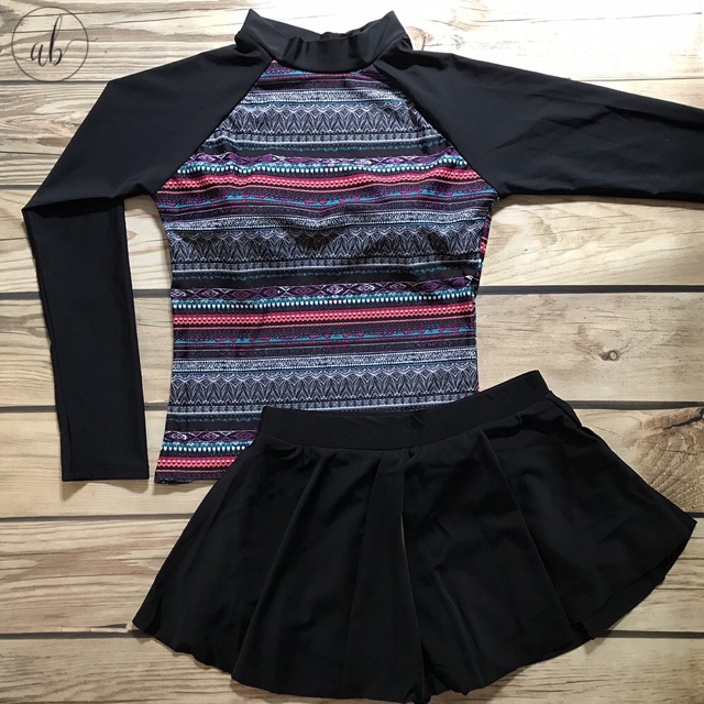 Sét Bơi Nữ Áo Tay Dài Mix Quần Đùi | BigBuy360 - bigbuy360.vn