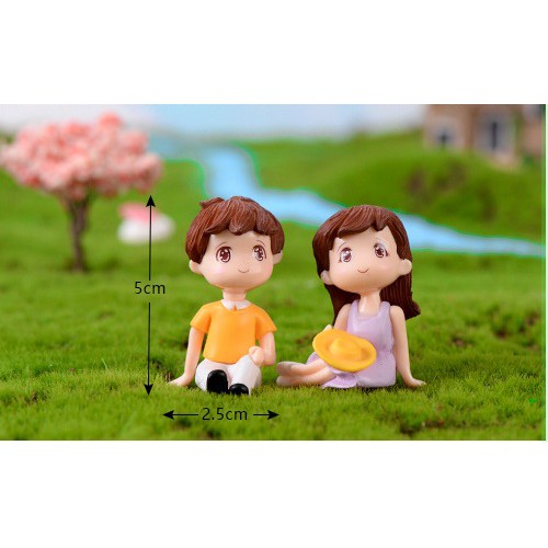 Mô hình cặp đôi nam nữ ngồi ngắm sao phụ kiện trang trí