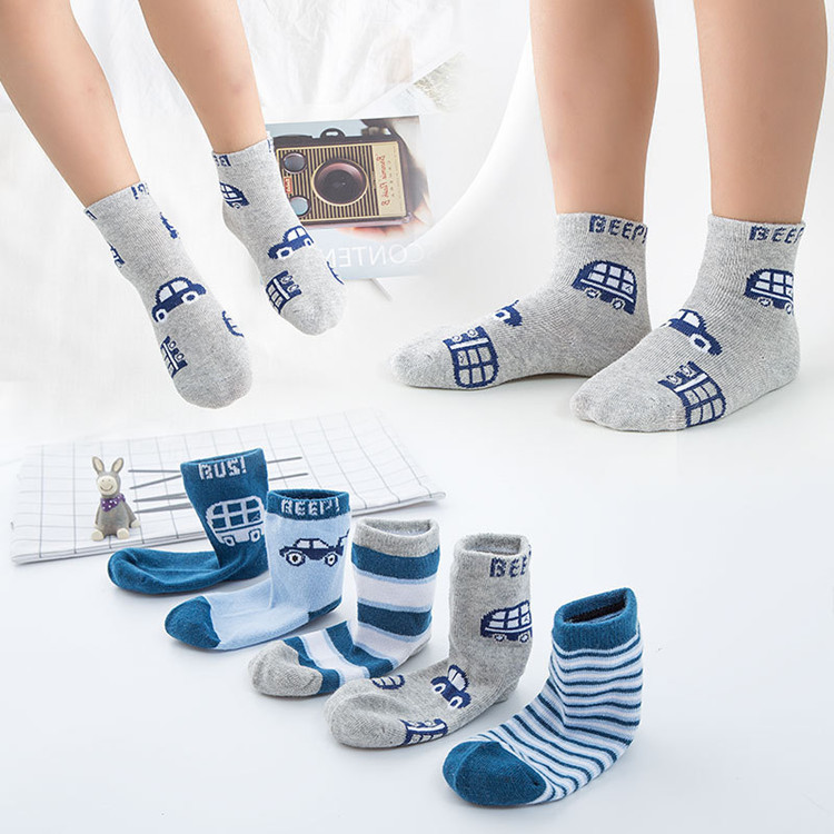 Tất cotton kiểu hoạt hình xinh xắn đáng yêu hợp thời trang 2021 cho bé