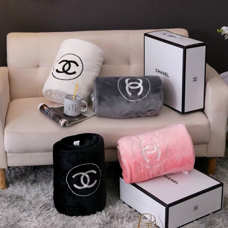 Chăn tuyết thương hiệu kích thước 150x200cm kèm hộp sịn sò