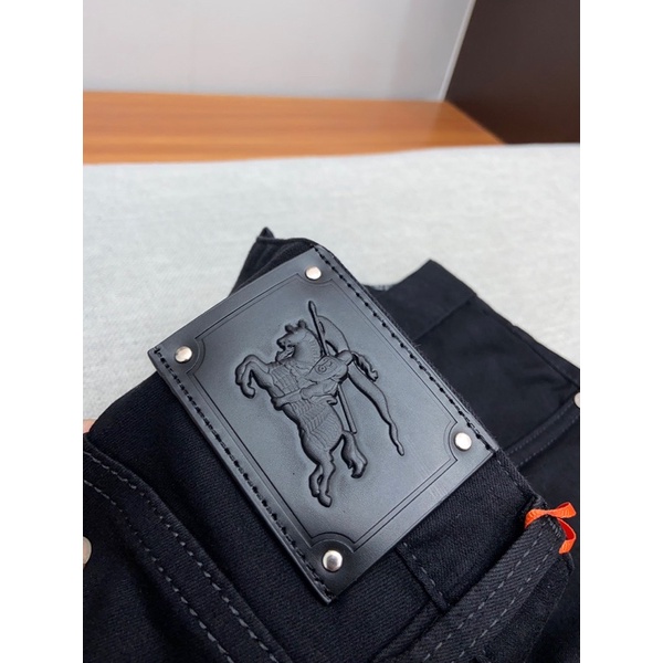Quần jeans đen ống ôm vừa cho nam thương hiệu Burberry BBR cao cấp