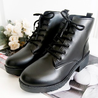 Giày nữ bốt (boot) da màu đen buộc dây