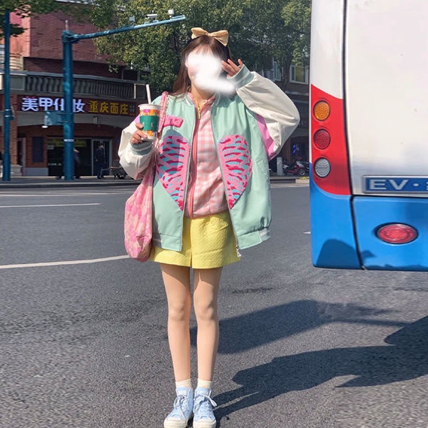 Áo Khoác Bóng Chày Màu Xanh Lá Cây Phong Cách Đường Phố Mỹ Hình Xương Trái Tim