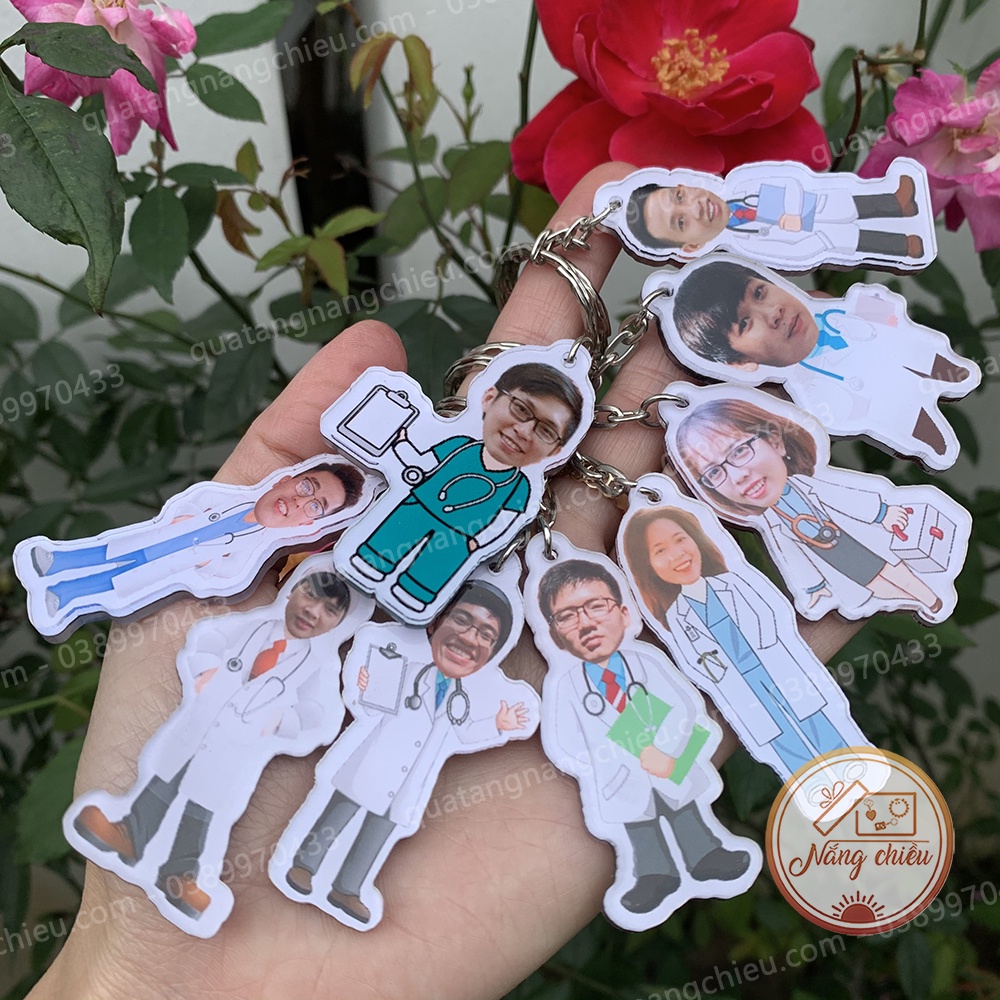 Móc khóa mica ngành y, móc khóa bác sỹ nam, y tá , cắt ghép chibi theo yêu cầu , chất liệu mica sáng bóng