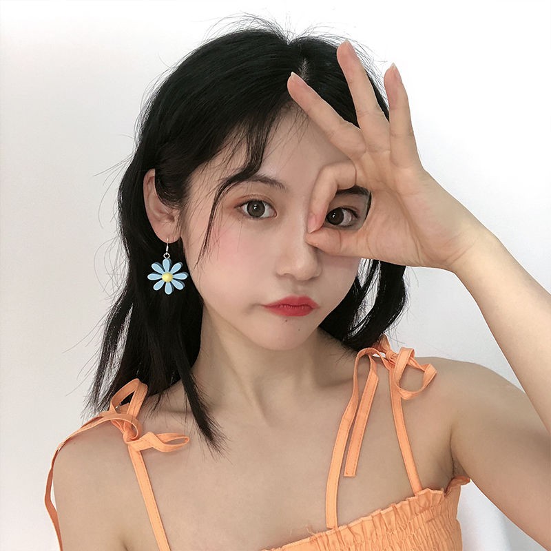 Khuyên tai hình hoa cúc dễ thương A566