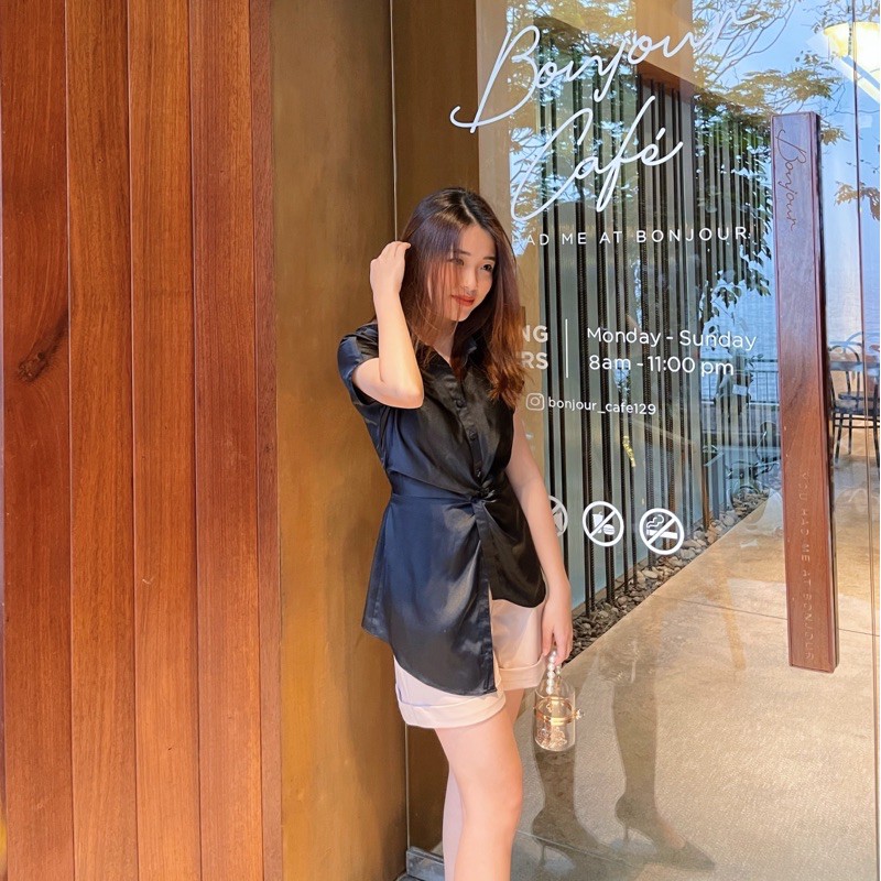 Raby Shirt / Áo sơ mi ngắn tay xoắn eo | BigBuy360 - bigbuy360.vn