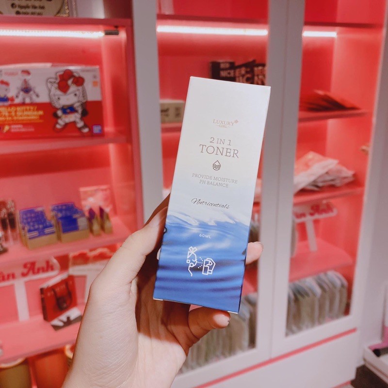 Toner Xịt Khoáng 2 in 1 Luxury Girl | BigBuy360 - bigbuy360.vn