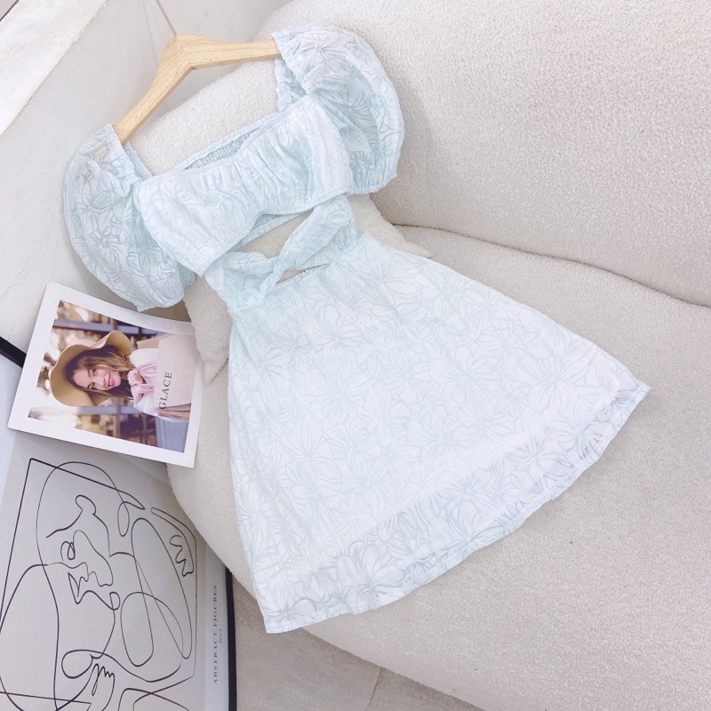 ĐẦM HOA NỔI CUT-OUT CHÉO DÂY BỤNG NHÚN NGỰC