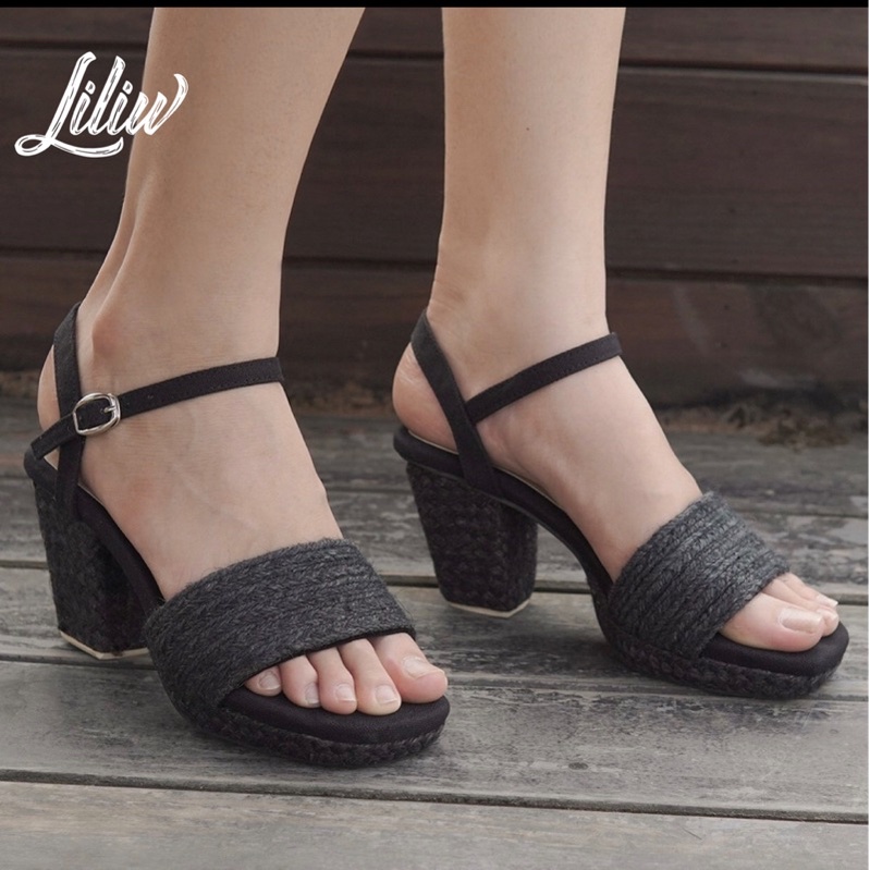 Sandal cói Liliw đế vuông cao 8cm quai gài kiểu giày công sở - Thảo Phương