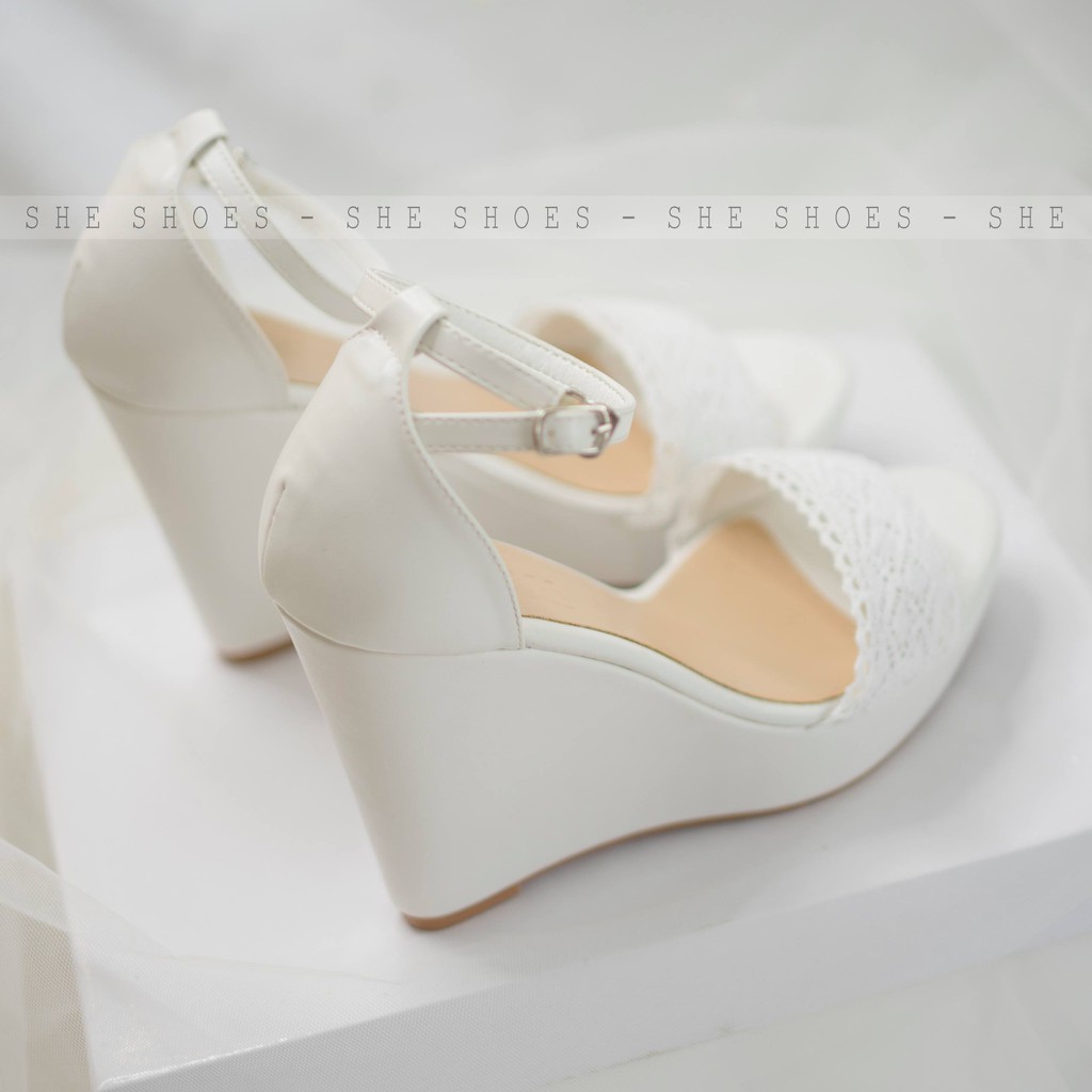 SANDAL XUỒNG TRẮNG PHỐI REN XINH XẮN 11p, độc quyền bởi SHESHOES - SDX11001