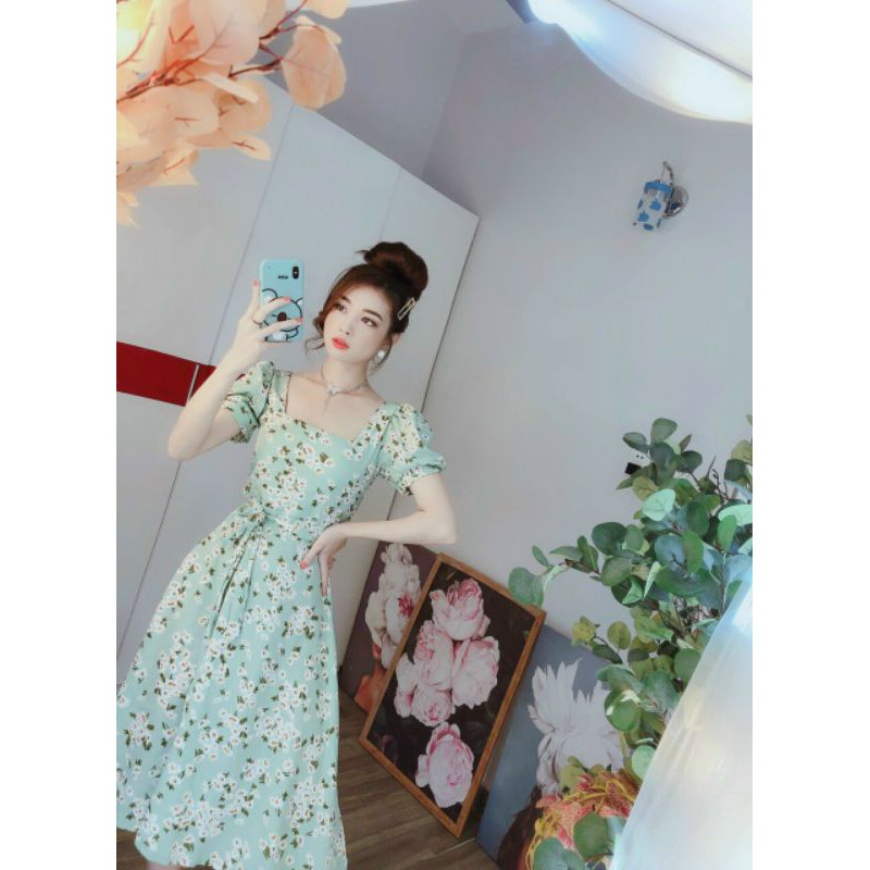 ĐẦM HOA CỖ VUÔNG