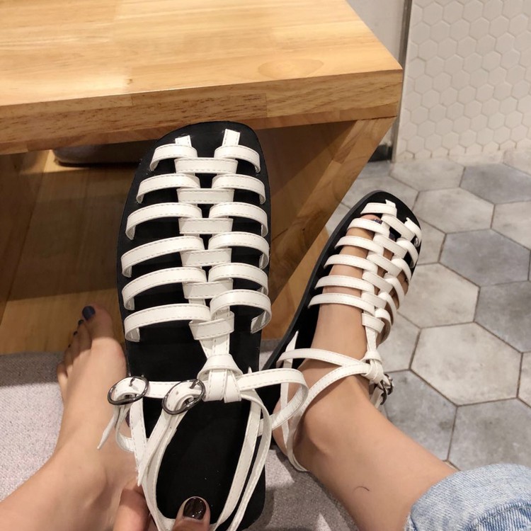 sandal độc lạ 2018