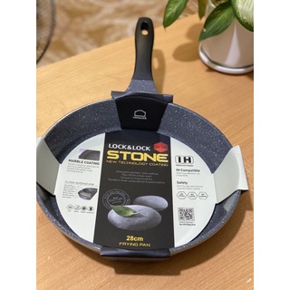 CHẢO ĐÁ 7 LỚP 28CM LOCK&LOCK LCA6283D