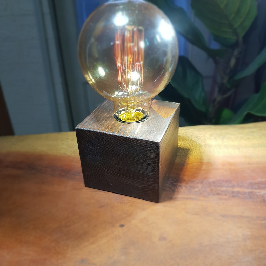 ĐÈN TRANG TRÍ EDISON RETRO CUBE SLEEK