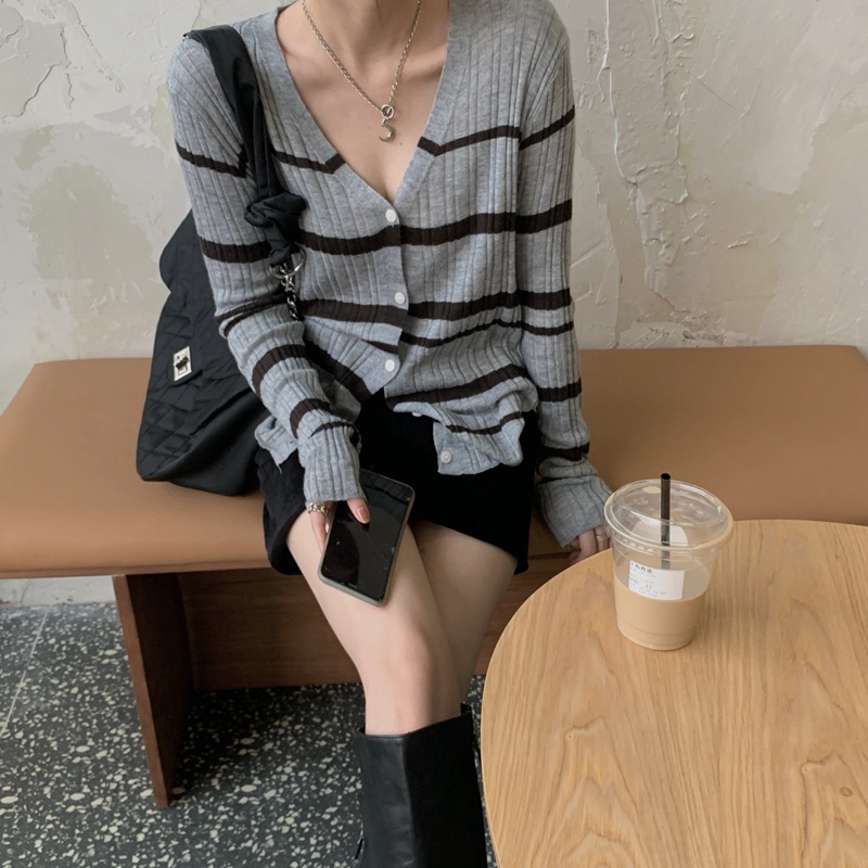 Xiaozhainv Áo cardigan dệt kim cổ chữ V tay dài họa tiết kẻ sọc trẻ trung cho nữ