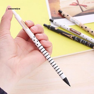 Bộ 2 bút chì bấm 0.5mm dễ thương