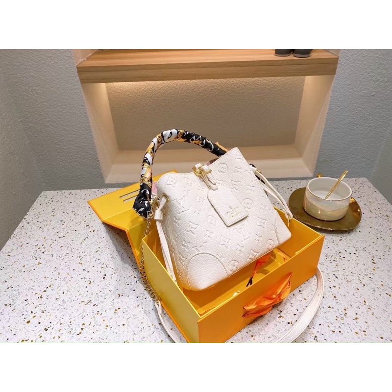 Túi xách đeo chéo LV thời trang cao cấp 2022