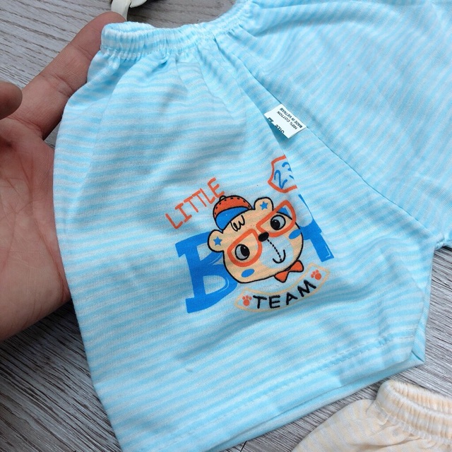 Quần chục đùi cotton kẻ cho bé trai bé gái 3-13kg