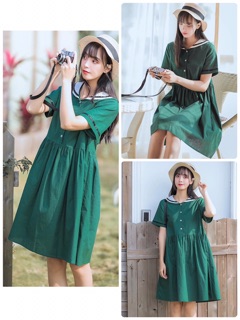 Đầm thủy thủ xanh cổ trắng