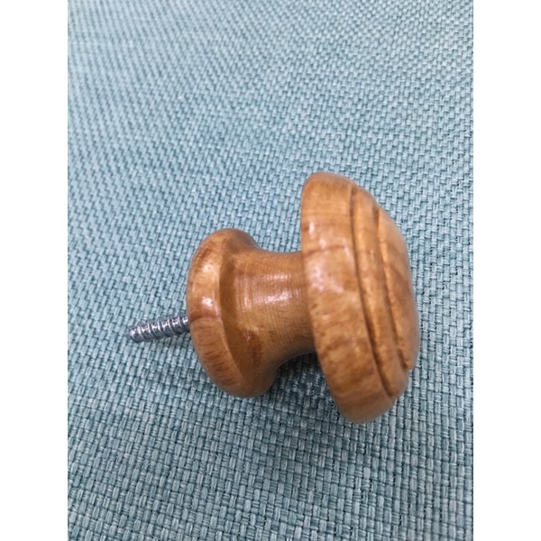 Núm vén rèm cao cấp, núm treo rèm bằng nhựa và gỗ Quý Nhân