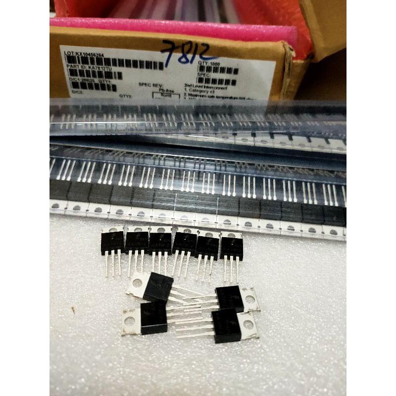 10 Con IC ổn áp 7812