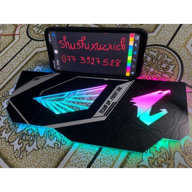 Che card màn hình  Aorus Xtreme