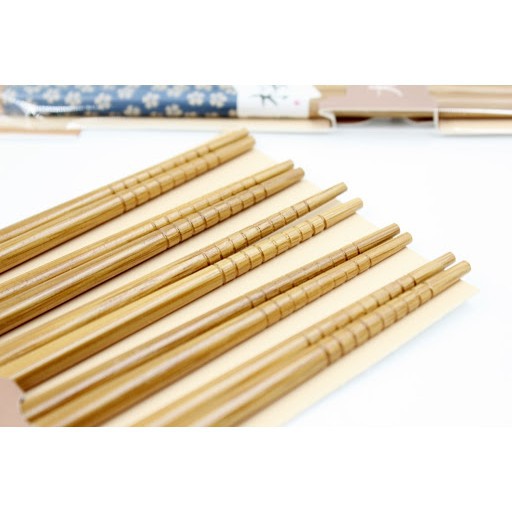 Bộ 5 đũa tre mẫu hoa xanh Nhật Bản, đũa ăn sushi, đũa nhật