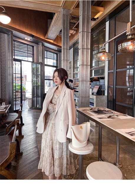 ÁO BLAZER STYLE HÀN QUỐC MÀU TRẮNG