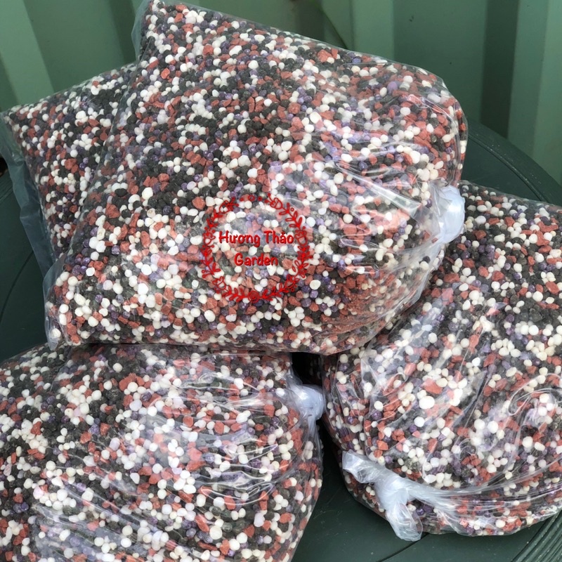 Phân Bón NPK 20-20-15 Đầu Trâu túi 1kg