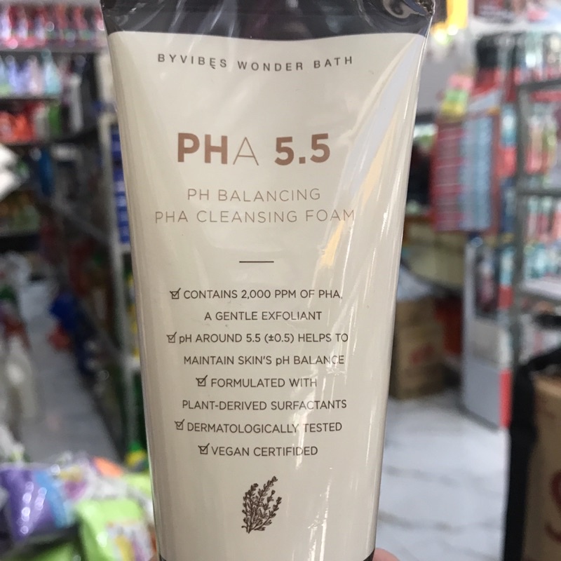 Sữa Rửa Mặt Cân Bằng Da PHA 5.5 PH BALANCING PHA CLEANSING FOAM 130ml