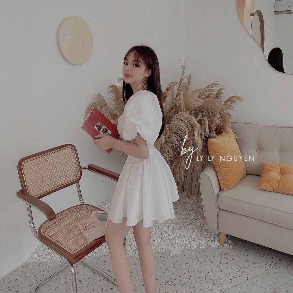 Đầm Trắng Cổ V Kèm Đai Eo Cực Hot | BigBuy360 - bigbuy360.vn