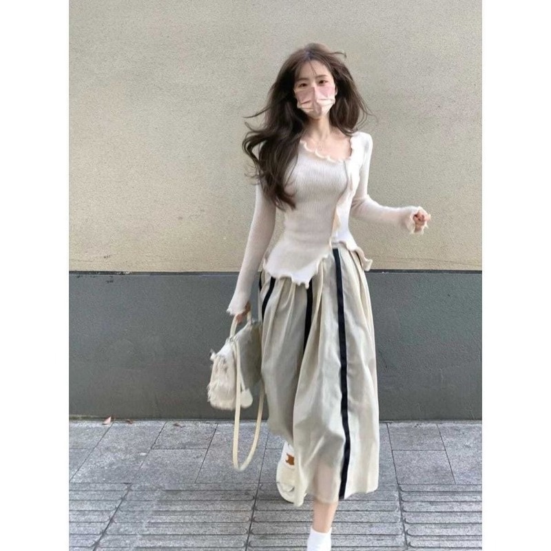 Set Áo Và Chân Váy Thiết Kế Độc Đáo Thời Trang Cho Nữ