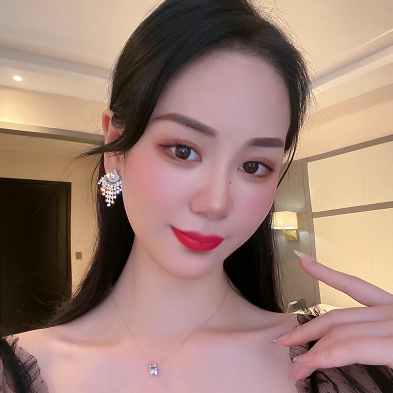 Bông Tai Mạ Bạc 925 Hình Giọt Nước Đính Đá Thời Trang Hàn Quốc Cho Nữ