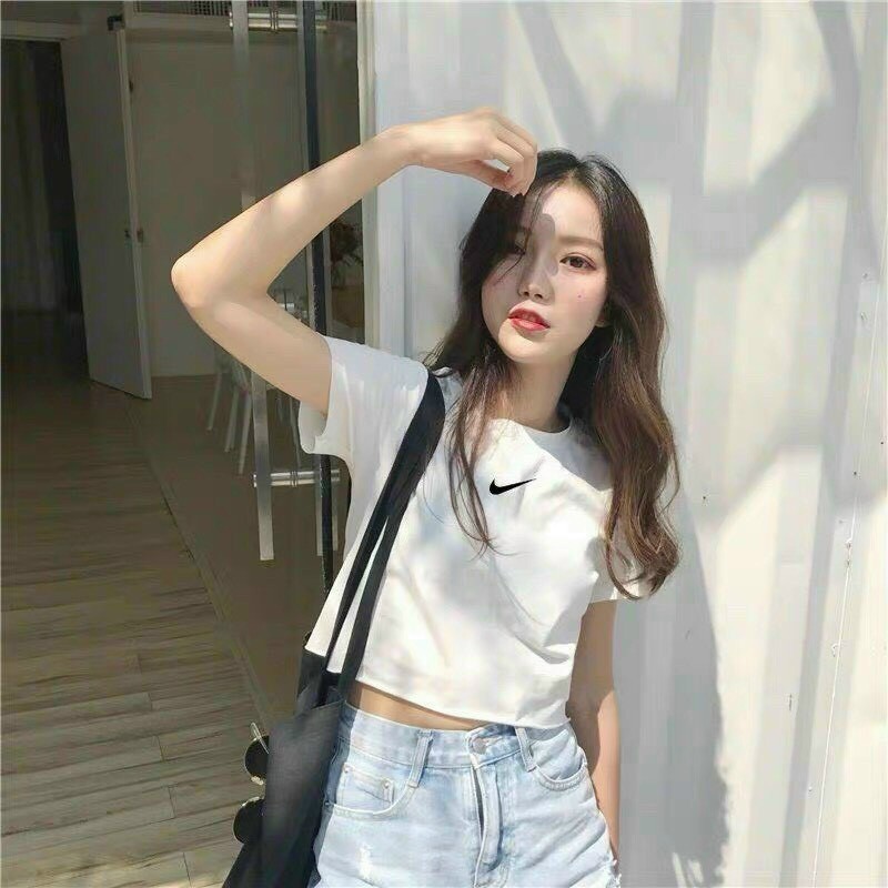 Áo kiểu croptop thêu dấu móc xinh , chất thun coton mềm mịn