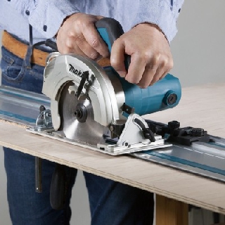 Máy cưa đĩa Makita HS6600