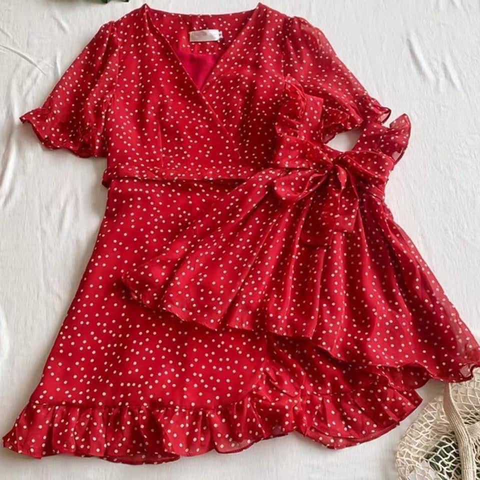 Váy nữ đôi mẹ và bé chất thái chéo siêu mát nhẹ họa tiết bi đỏ JIMADO AA22221