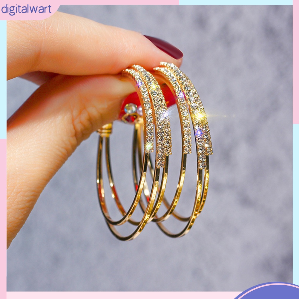 Hoa tai dạng vòng thời trang dành cho nữ