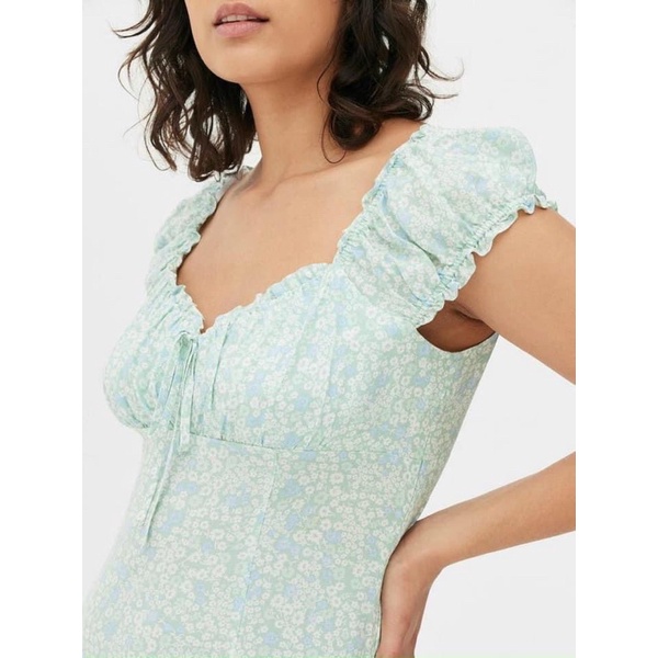 Đầm hoa nhí tay nhún xuất dư xịn