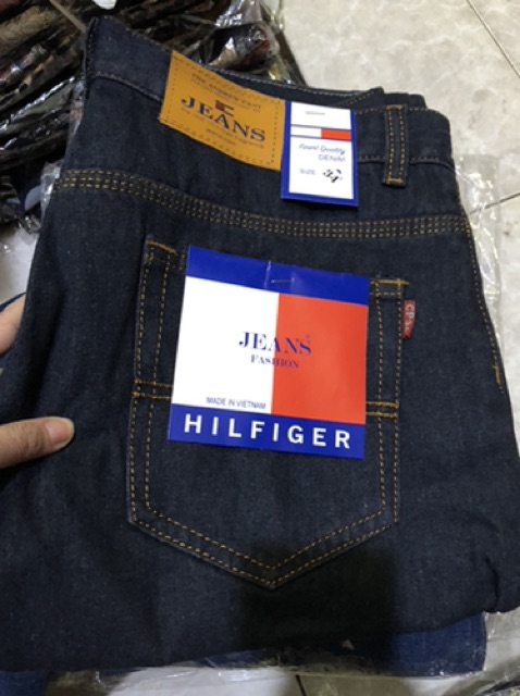 Quần jeans nam trung niên