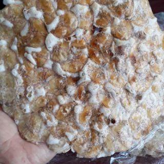 Bánh chuối nướng lát chuối .