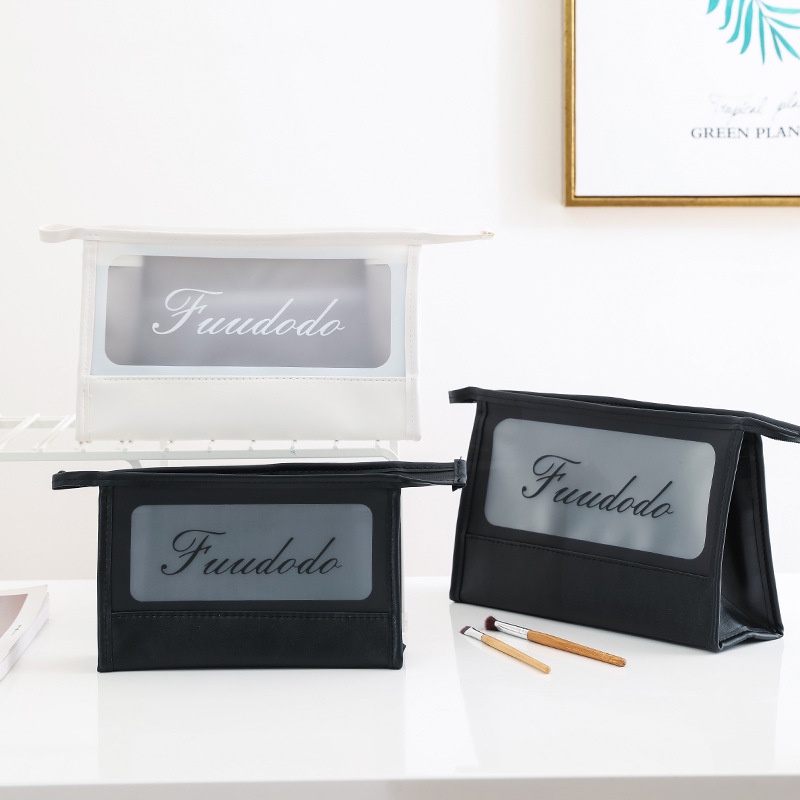 Túi Đựng Mỹ Phẩm Du Lịch Hình Tam Giác Chống Thấm Nước Tiện Dụng