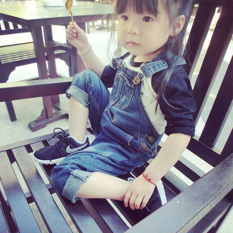 Quần yếm jean dài thời trang Hàn Quốc cho bé