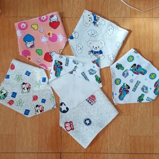 Set 5 Khăn tam giác carter nỉ lông, khăn carter, khăn cổ, khăn cho bé, yếm tam giác cho bé