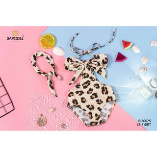 Bikini khoét eo bé gái