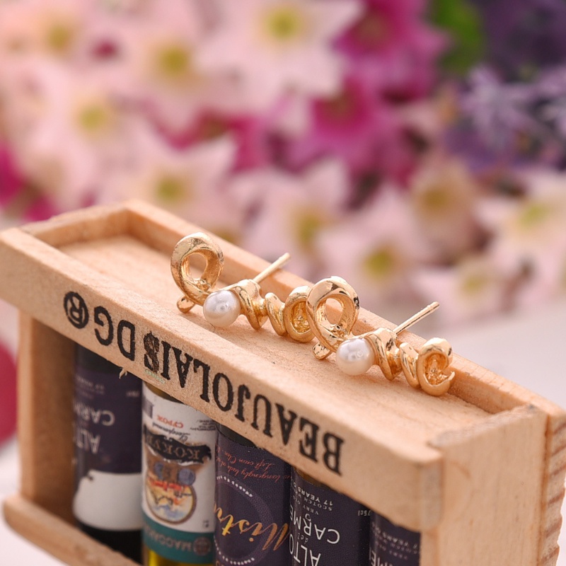 Đôi khuyên tai đính đá và ngọc trai nhiều kiểu tùy chọn thời trang cho nữ