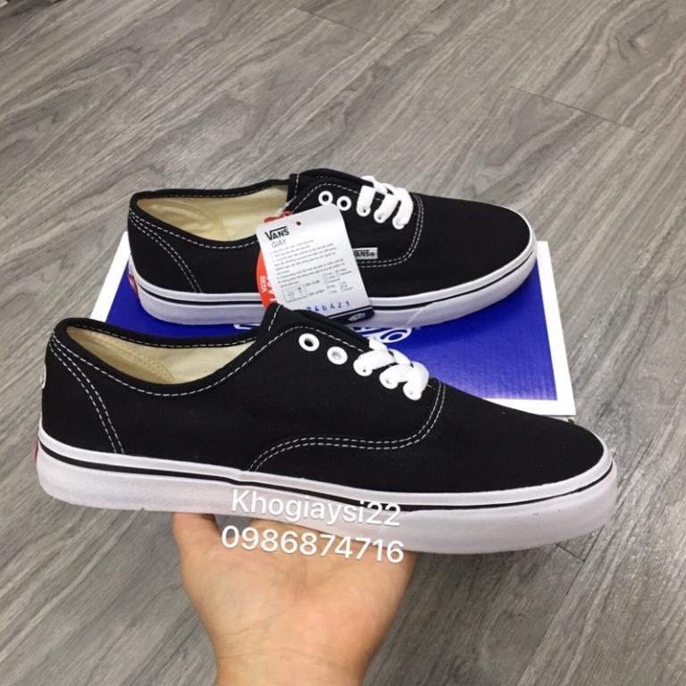 Giày 𝐕𝐀𝐍𝐒 vải classic đen trắng 36->43 🏌️🏻