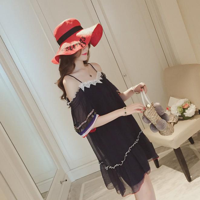 Đầm chiffon hở lưng cổ thuyền