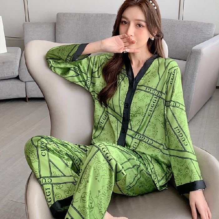 Bộ Đồ Ngủ Bằng Lụa Satin Tay Dài Thời Trang Hàn Quốc Dành Cho Nữ