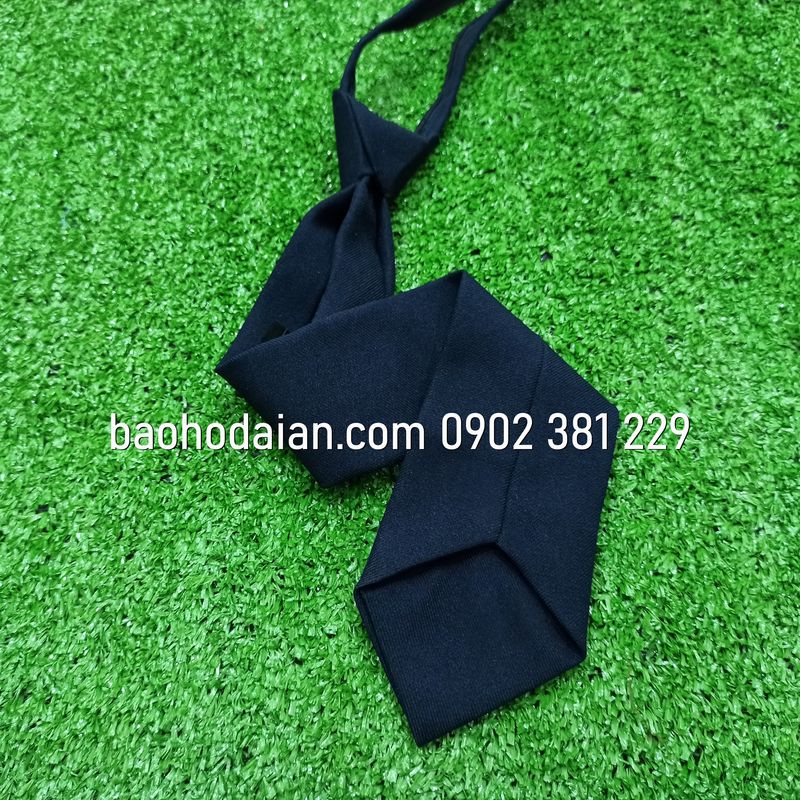 Cà vạt bảo vệ vải casme màu xanh đen