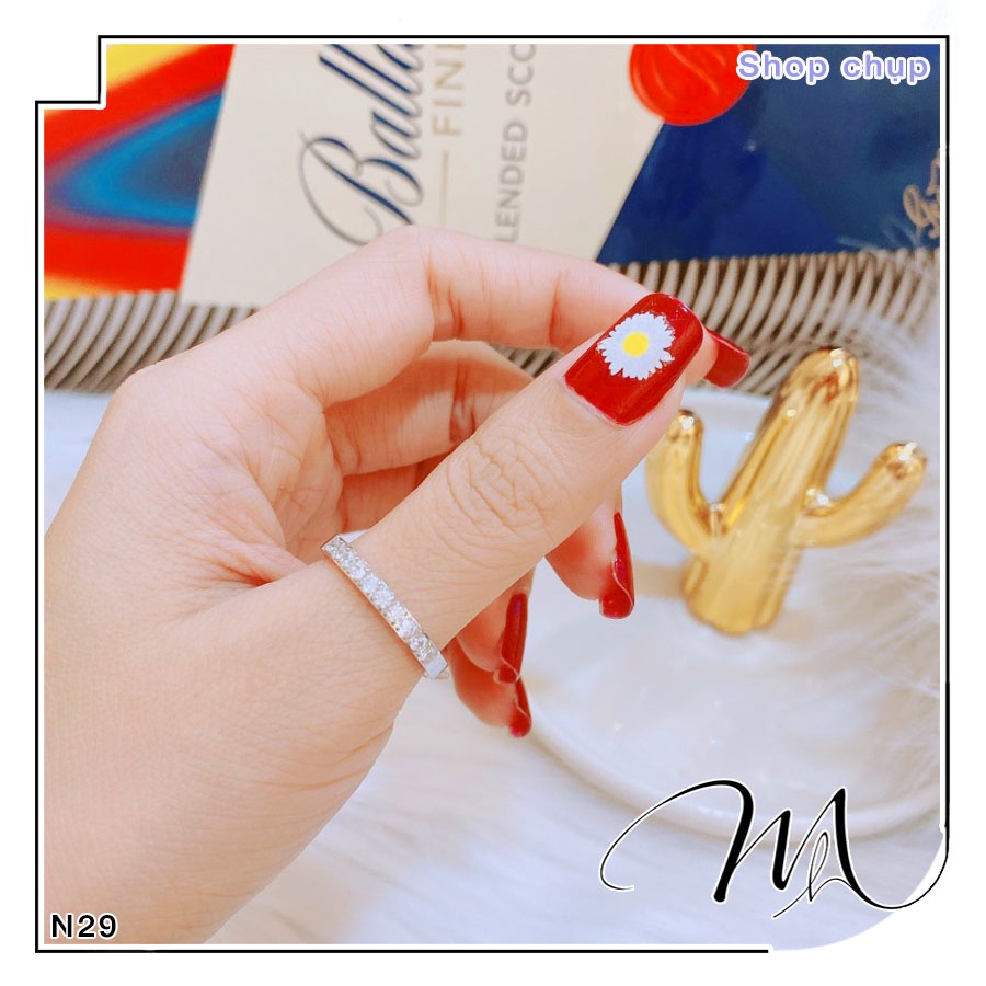 Nhẫn nữ Titan đính đá trắng nửa vòng - Măng's House N29